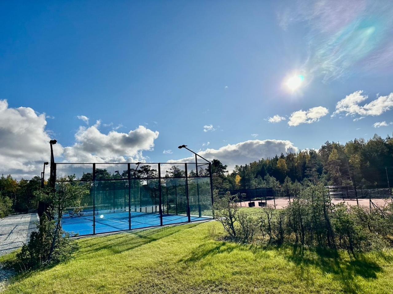 Hapsal Holiday Homes Экстерьер фото